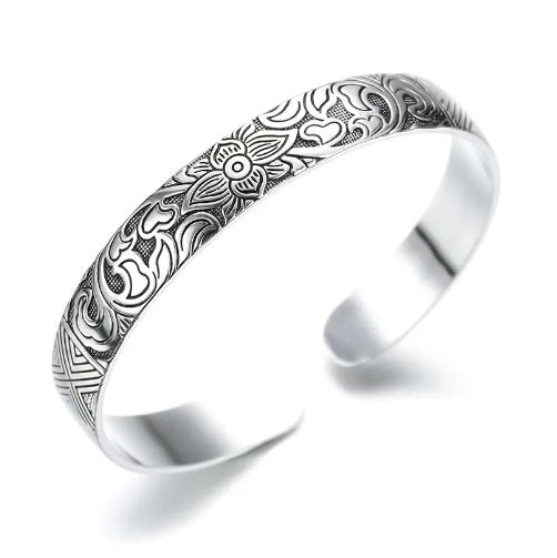 925 Sterling Silver Lucky Cuff Bracelet