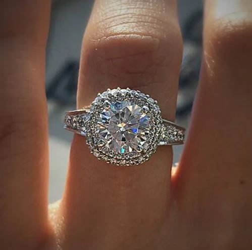 Luxury Cubic Zirconia Engagement Ring